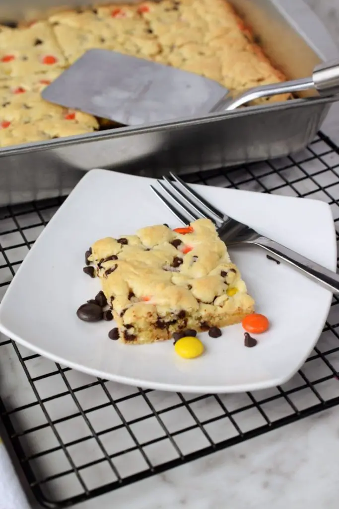 Reese's Pieces Cake Mix Cookie Bars